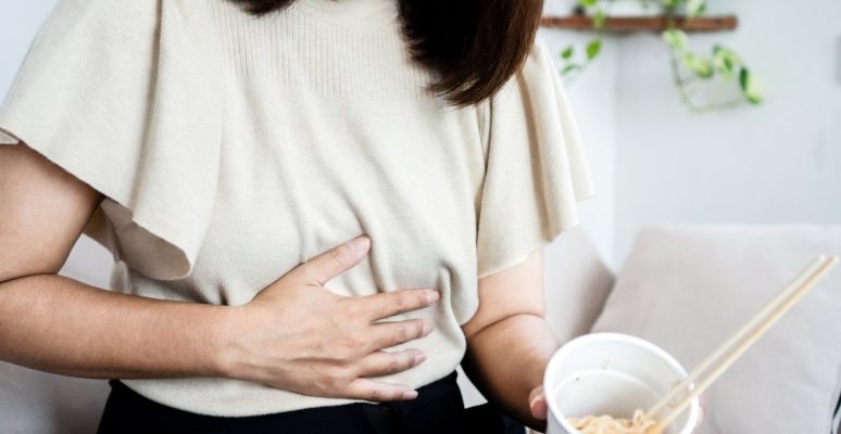 Đầy hơi do nội tiết tố: Nguyên nhân, dấu hiệu và cách giảm nhanh