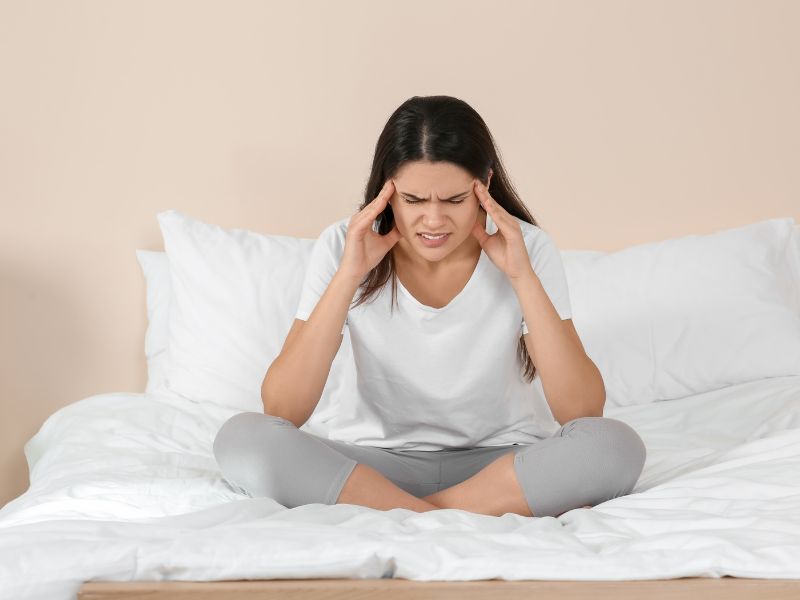 Bốc hỏa khó ngủ do suy giảm nội tiết tố gây ra