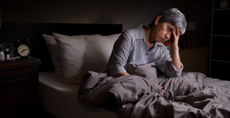 Rối loạn nội tiết tố gây mất ngủ có nguy hiểm không, cách xử lý hiệu quả
